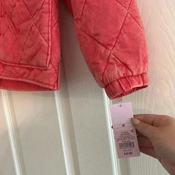 NWT Pink Zip Front Hoodie - Picture 4 of 4